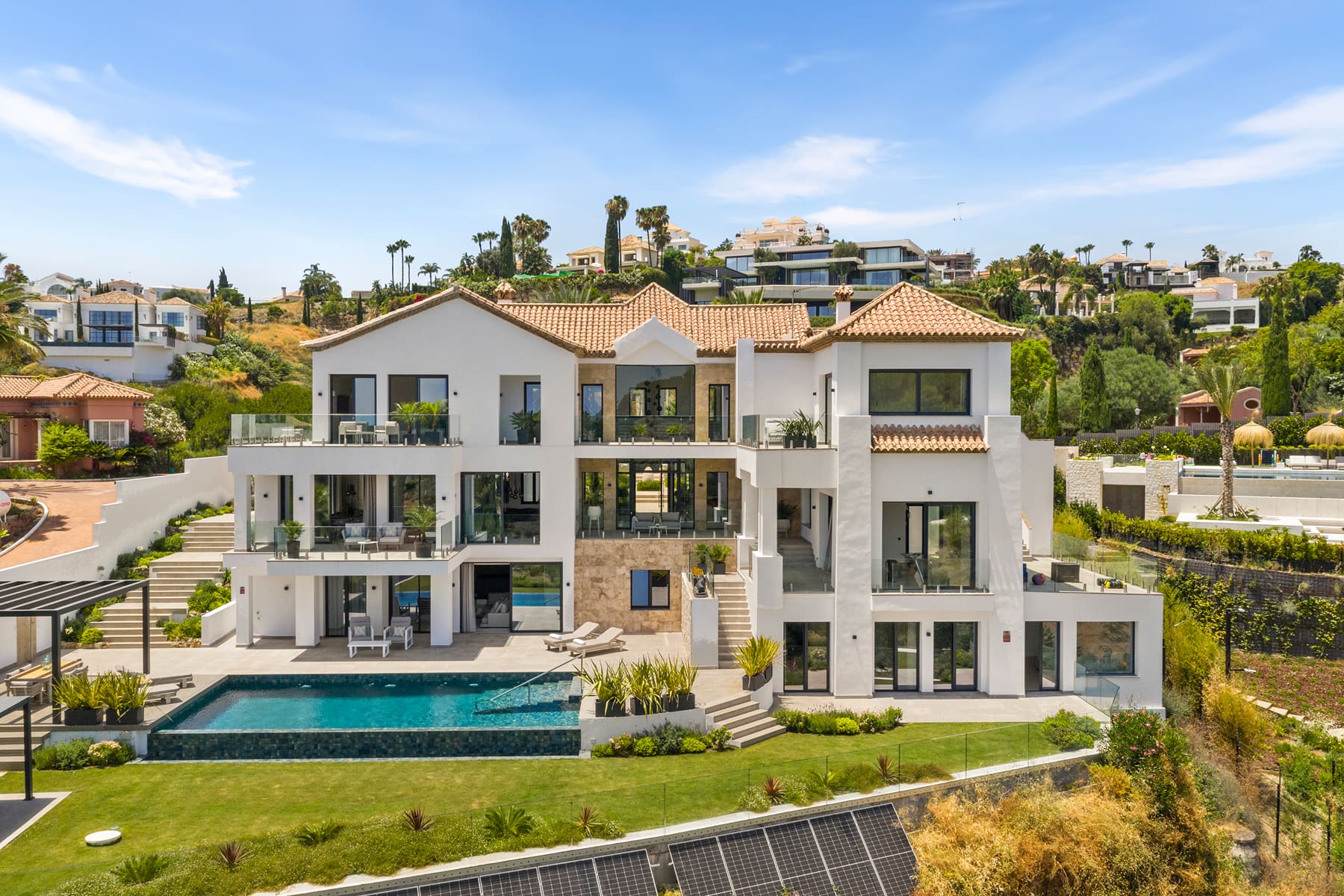 Villa in Benahavis