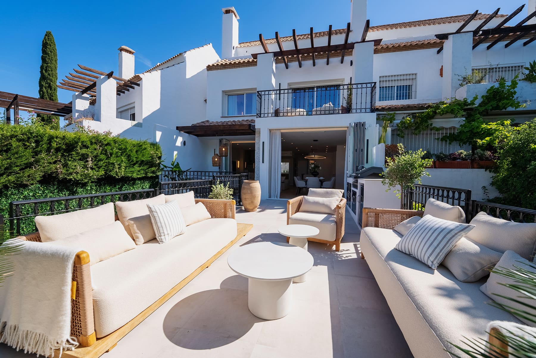 Residence in the Golden Mile