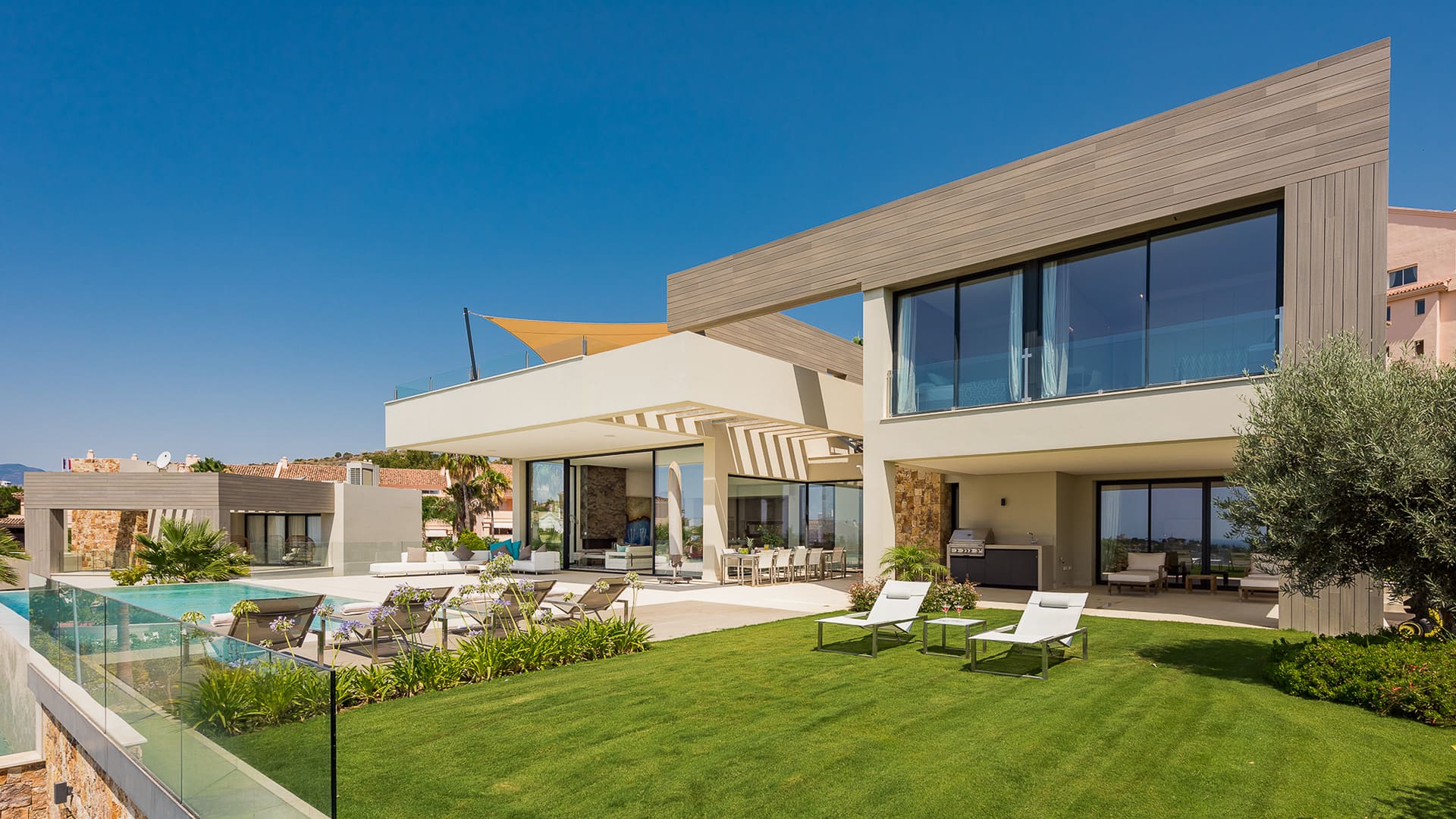 Villa with views for rent