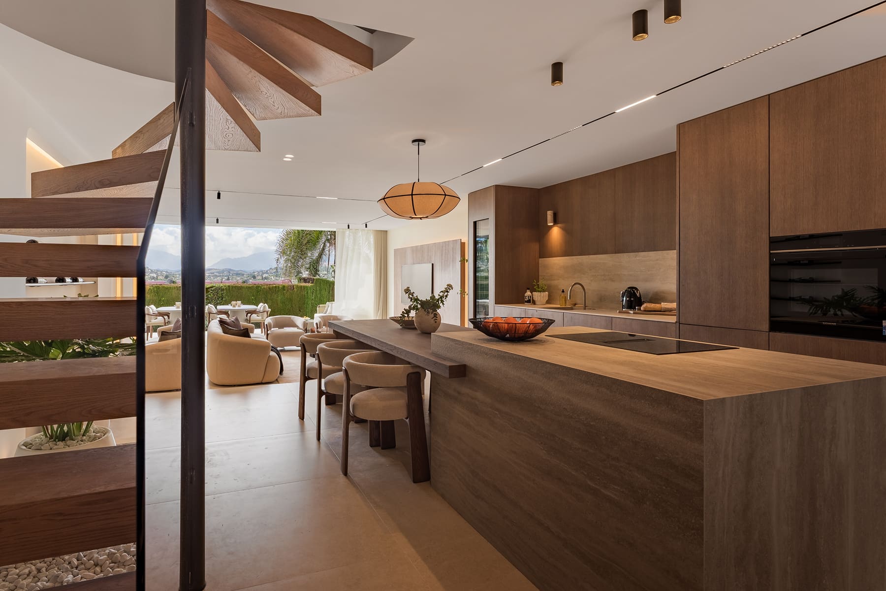 Contemporary Golf Valley Townhouse